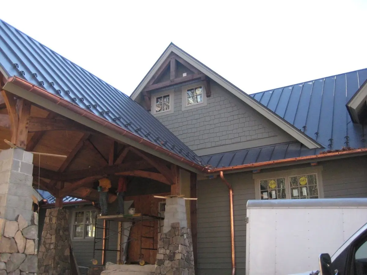 Craftsman Roofing team delivering quality roofing work in Sugar Hollow Farm